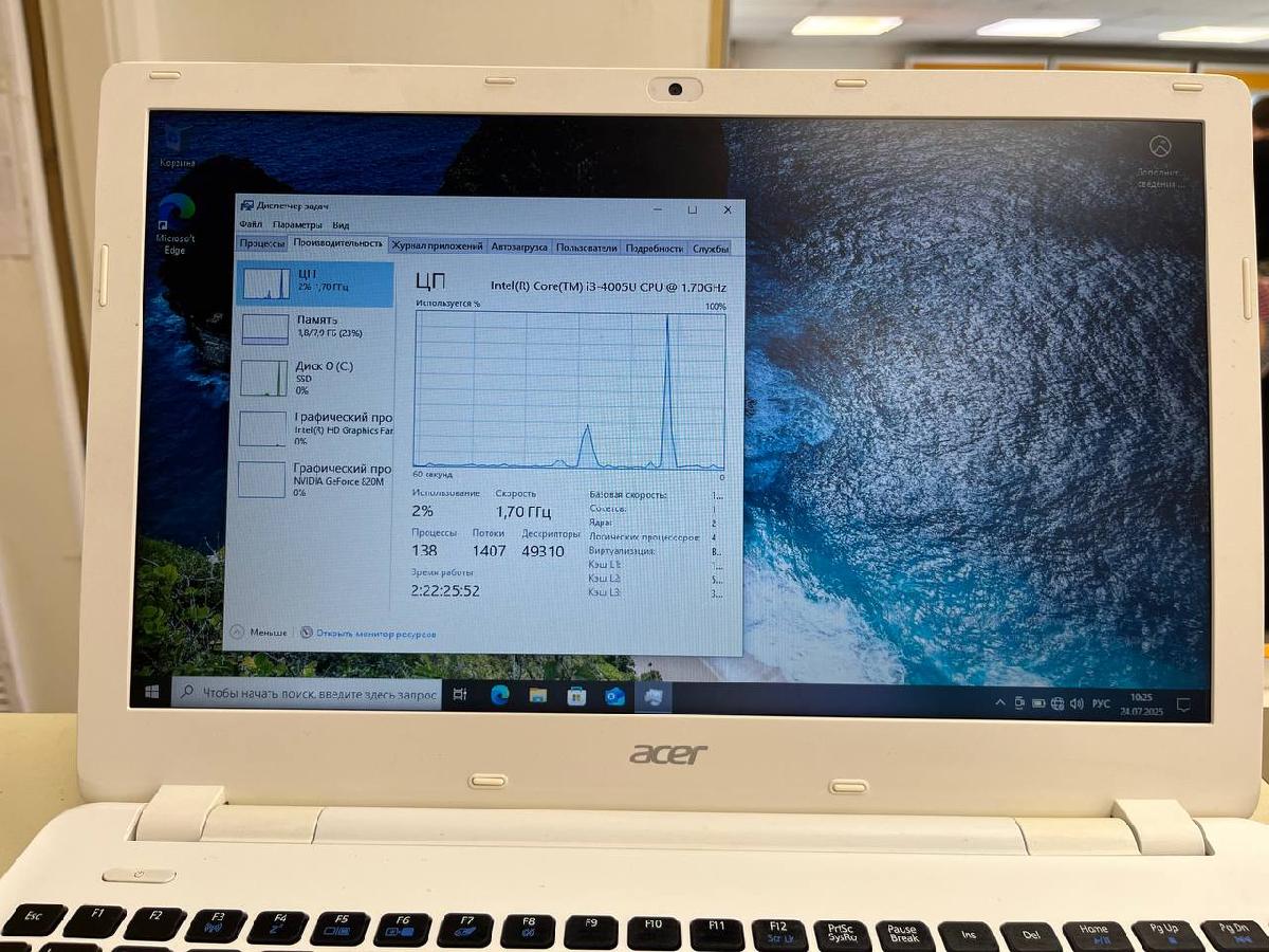 Ноутбук Acer v3-572; Core i3-4005U, GeForce 820M, 8 Гб, 256 Гб, Нет