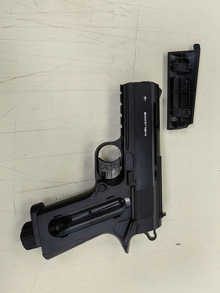 Пневматика Пистолет Borner WC401