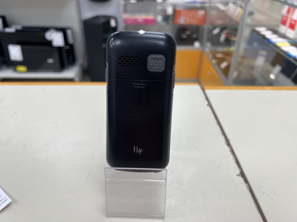 Мобильный телефон Fly Ezzy 7