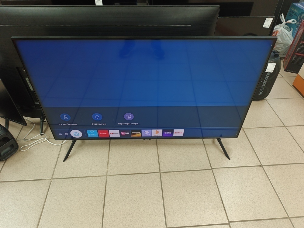 QLED Телевизор Samsung QE50Q67TAU