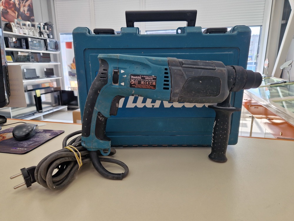 Перфоратор Makita HR 2470