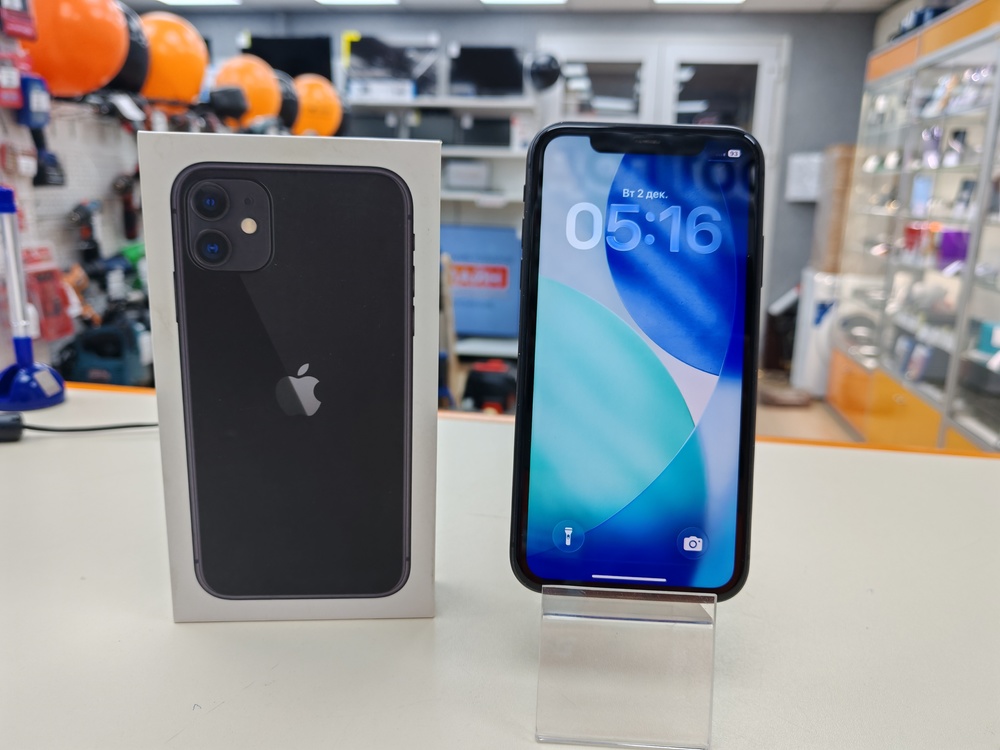 Смартфон Apple iPhone 11 64Gb