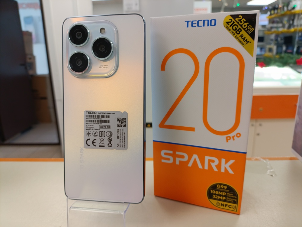 Смартфон Tecno Spark 20 Pro 12/256