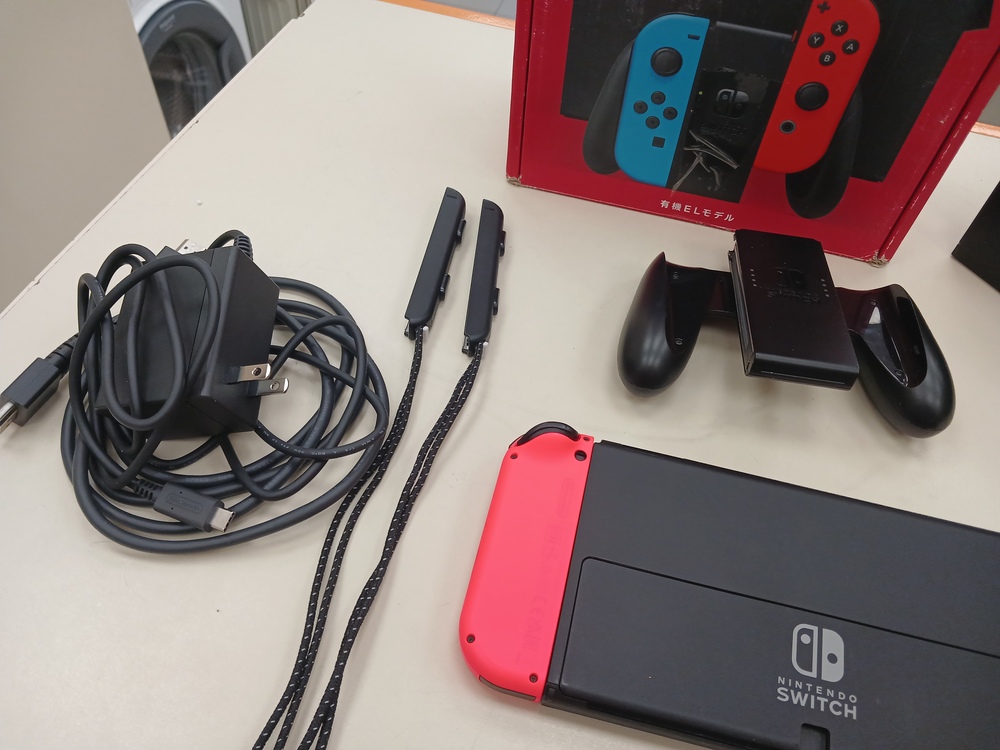 Игровая приставка Nintendo Switch Oled