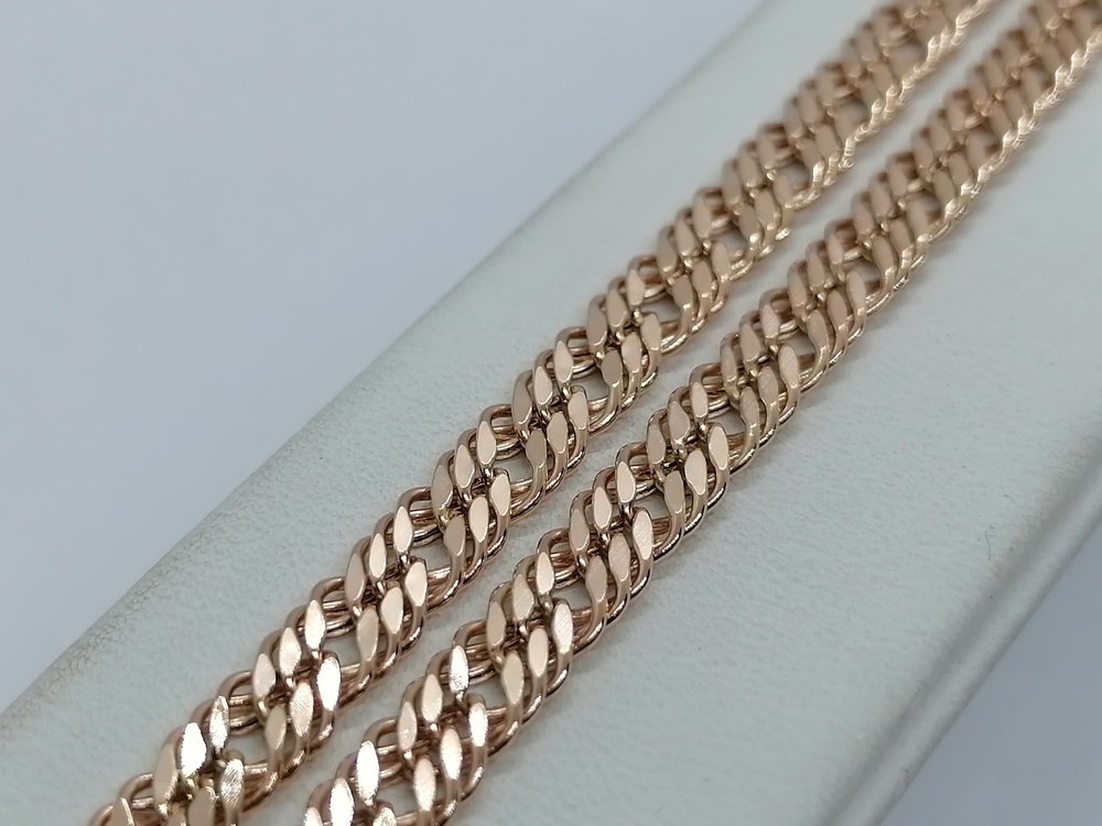 ЦЕПЬ ПУСТОТЕЛАЯ Ромб тройной (Au 585)