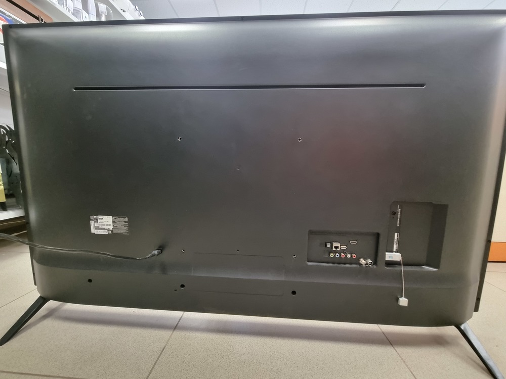 LED Телевизор LG 60um7100plb