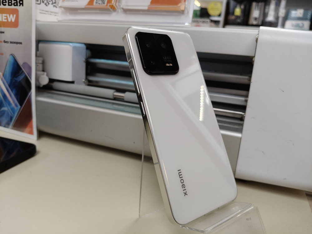 Смартфон Xiaomi 13 12/512