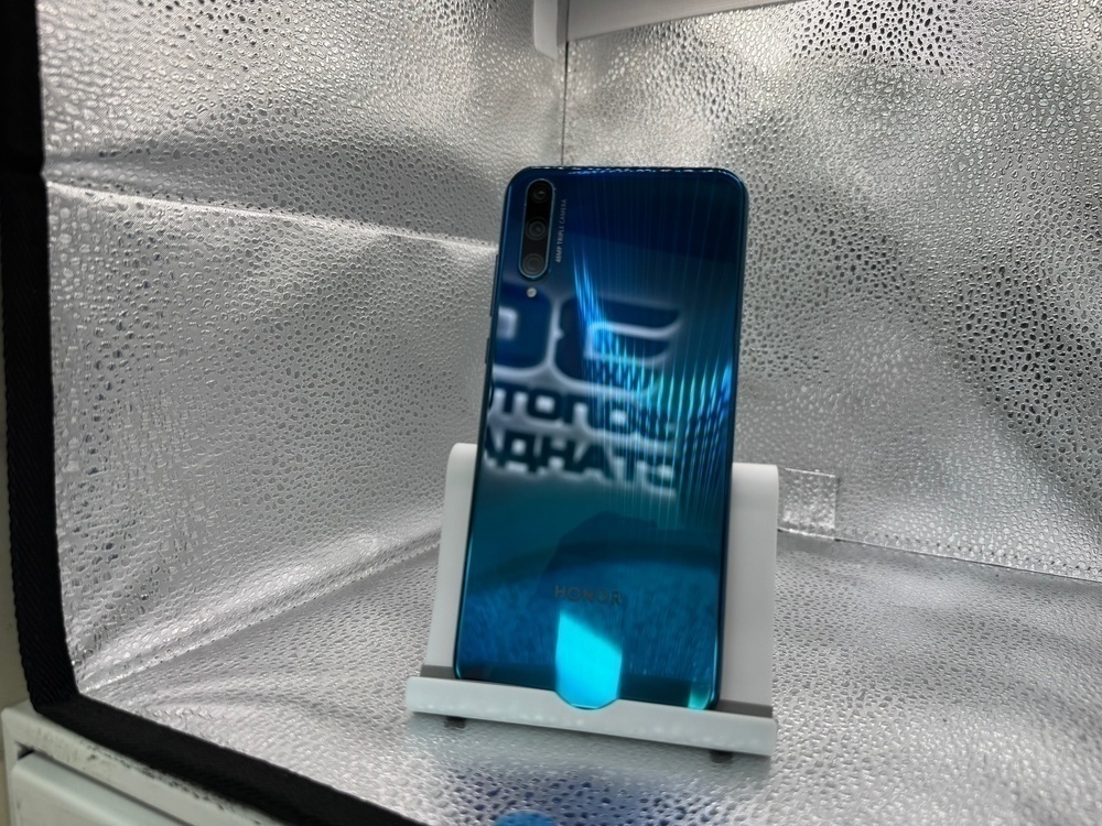 Смартфон Honor 30I 4/128