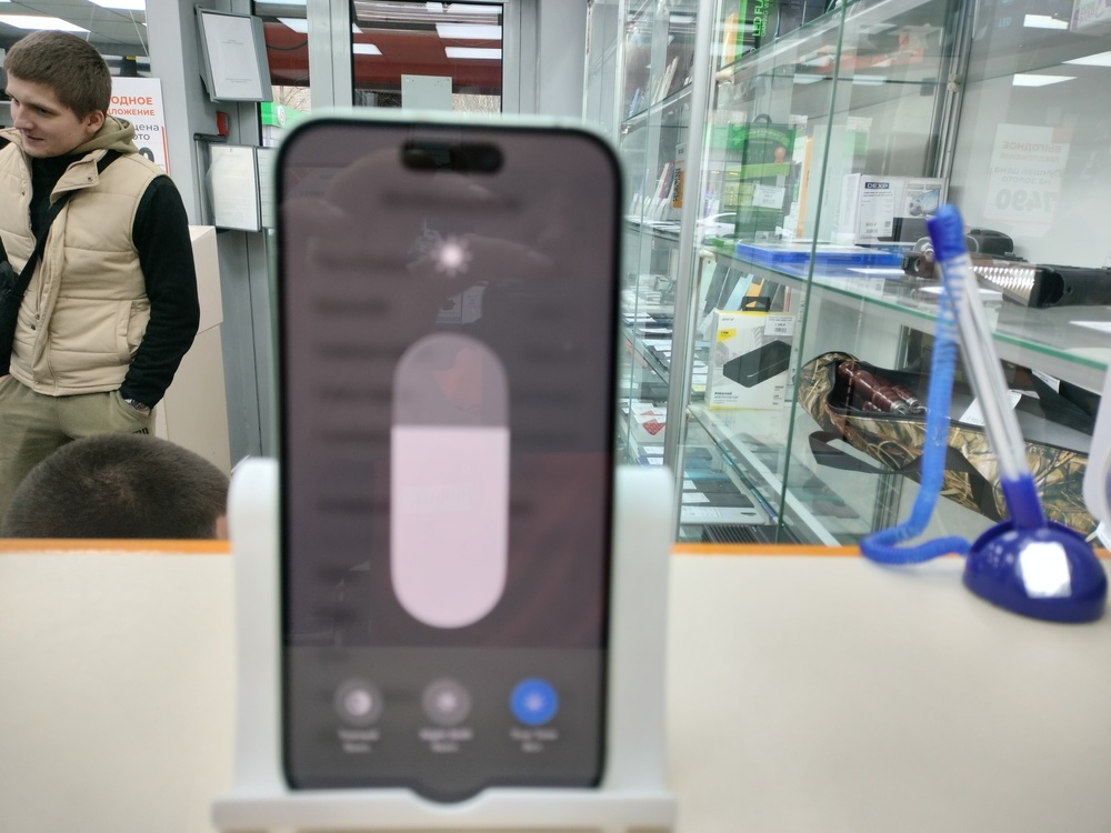 Смартфон Apple Iphone 15 128Gb