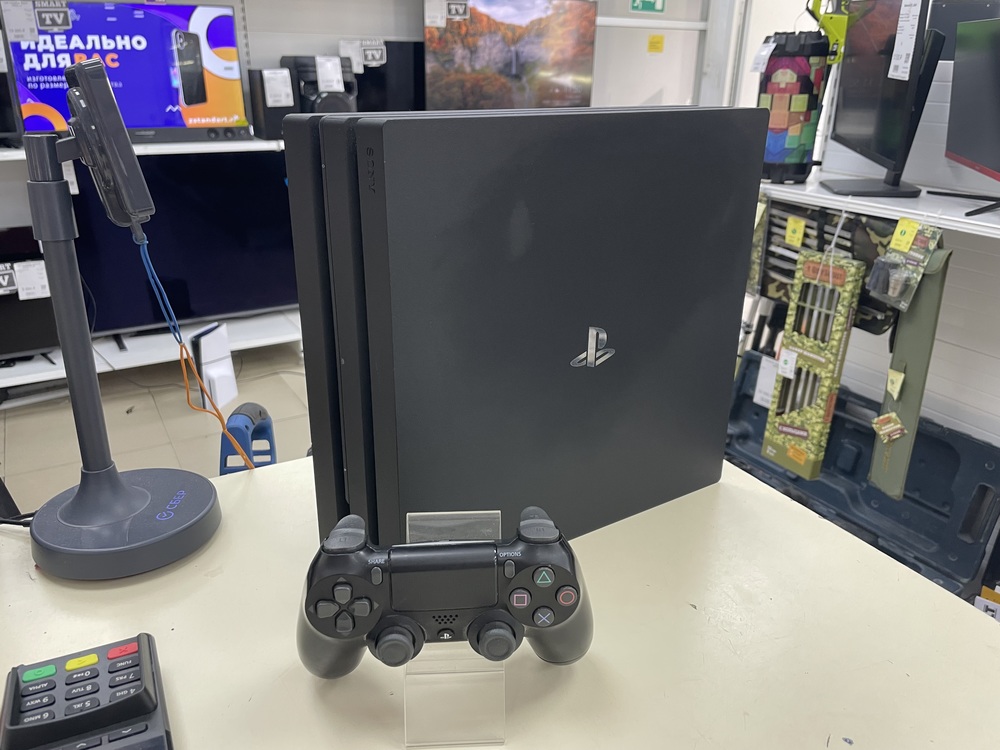 Игровая приставка PlayStation 4 Pro 1Tb