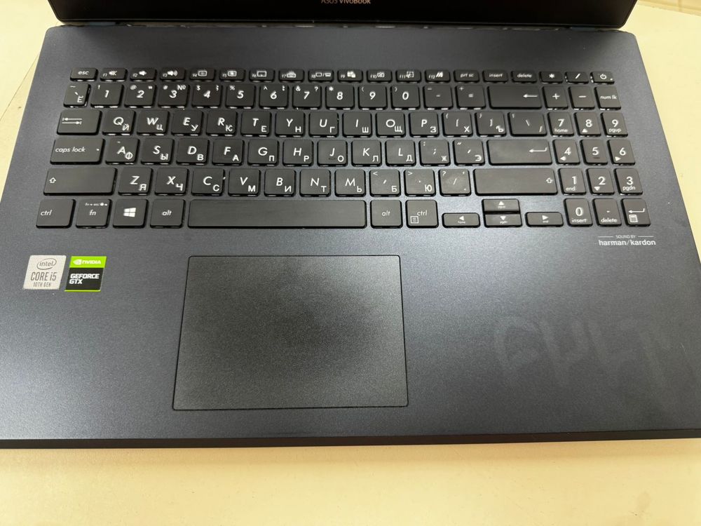 Ноутбук ASUS; Core i5-10300H, GeForce GTX 1650 TI, 8 Гб, 500 Гб, Нет