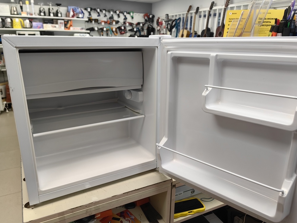 Холодильник Nordfrost NR 402 W