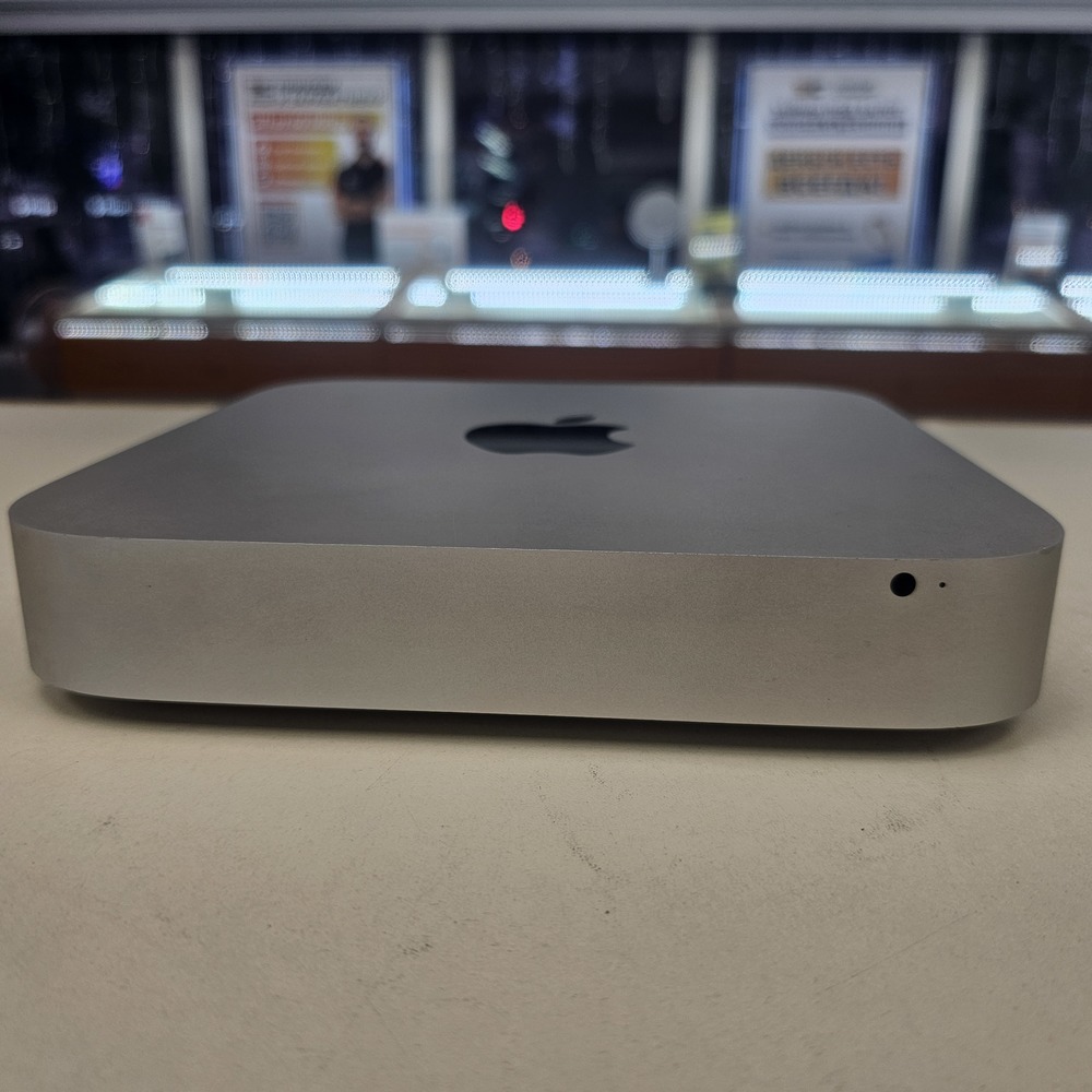 Неттоп Mac mini 2011;