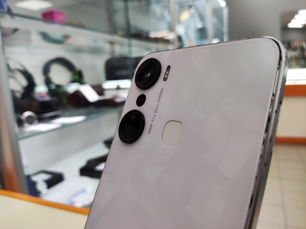 Смартфон Infinix HOT 12 PRO 8/128