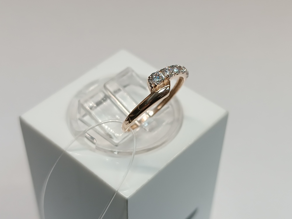 КОЛЬЦО С КАМНЯМИ (Au 585)