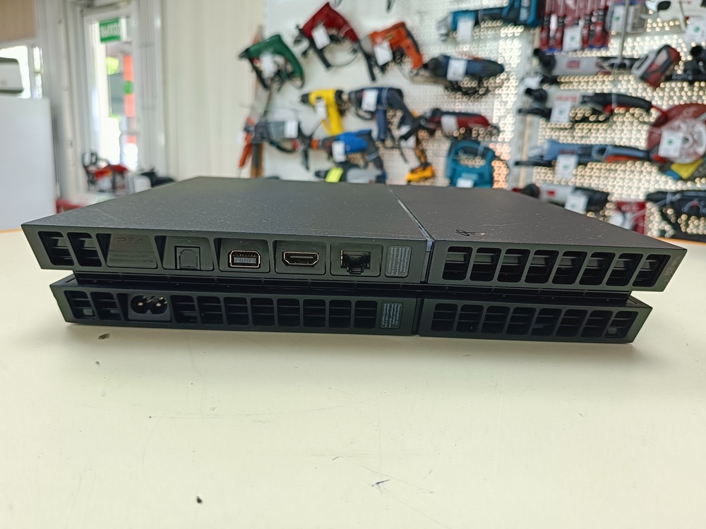 Игровая приставка PlayStation 4 FAT 500GB