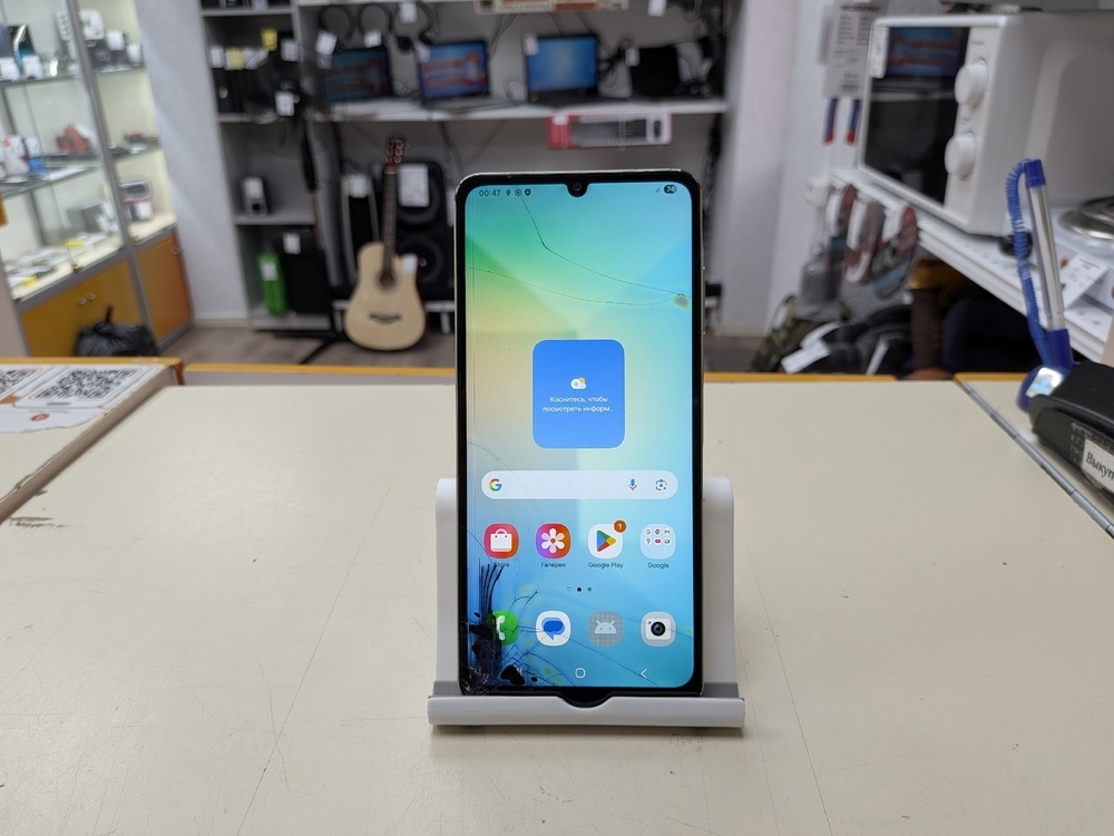 Смартфон Samsung Galaxy A06 4/128