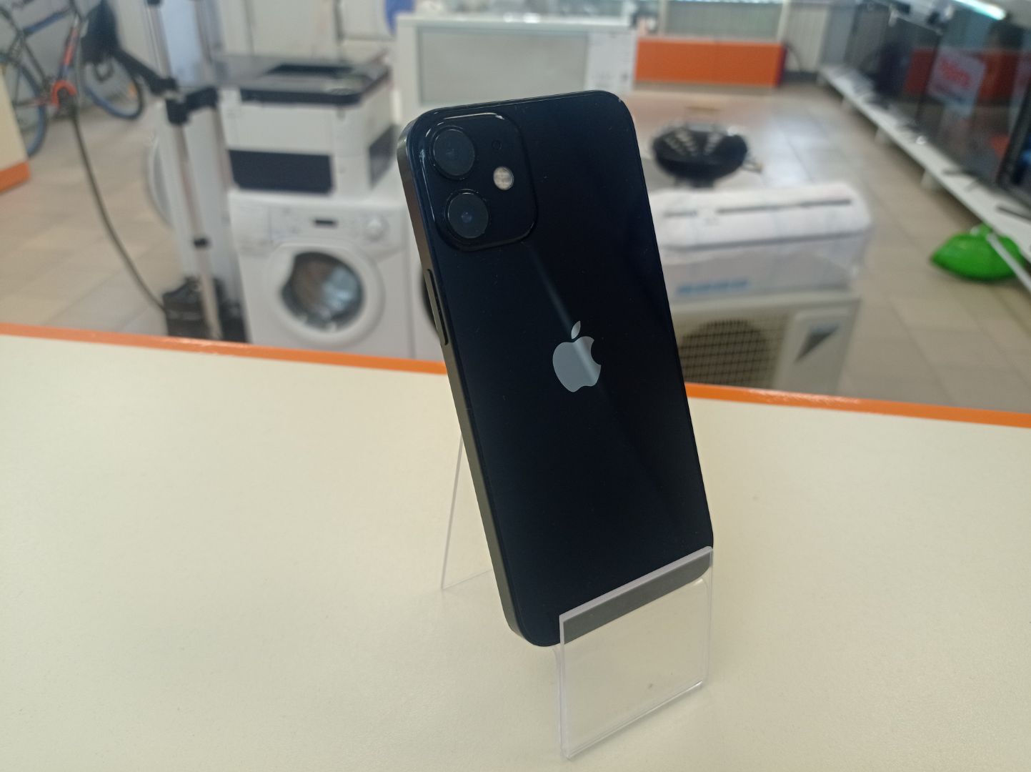 Смартфон Apple iPhone 12 mini 64Gb 4400033437167 в Волгограде - купить в  интернет-магазине ювелирных украшений и дисконт техники «Золотой Стандарт»