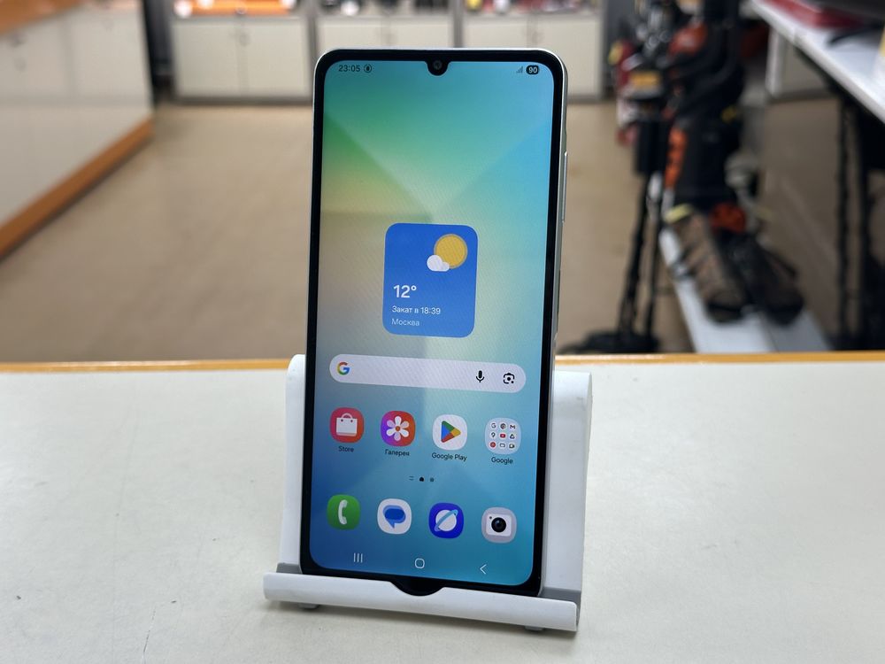Смартфон Samsung Galaxy A06 4/64