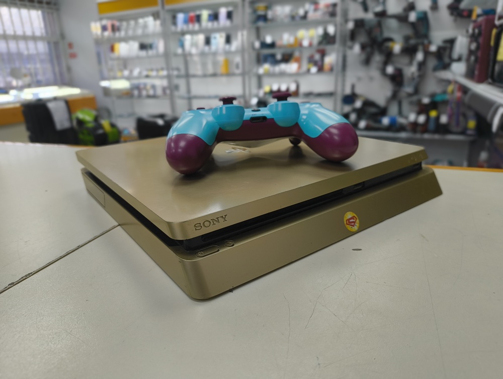 Игровая приставка PlayStation 4 Slim 500GB