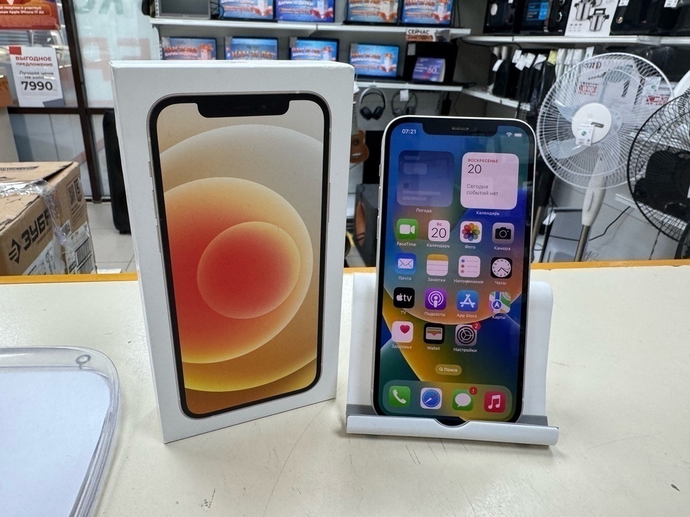 Смартфон Apple iPhone 12 64Gb