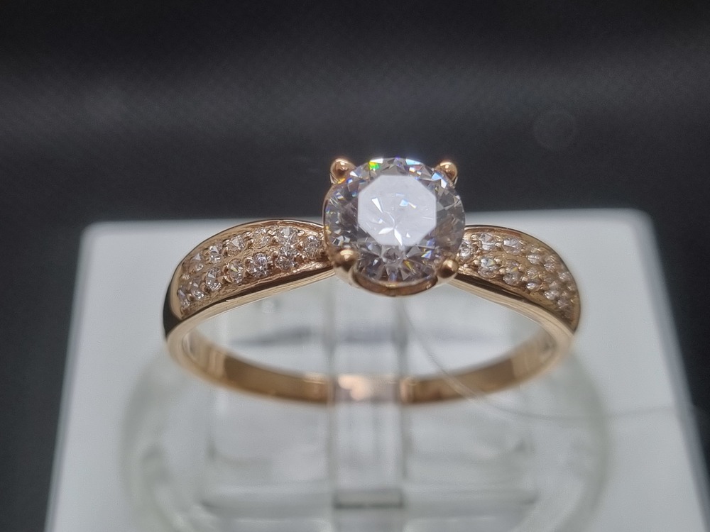 КОЛЬЦО С КАМНЯМИ (Au 585)