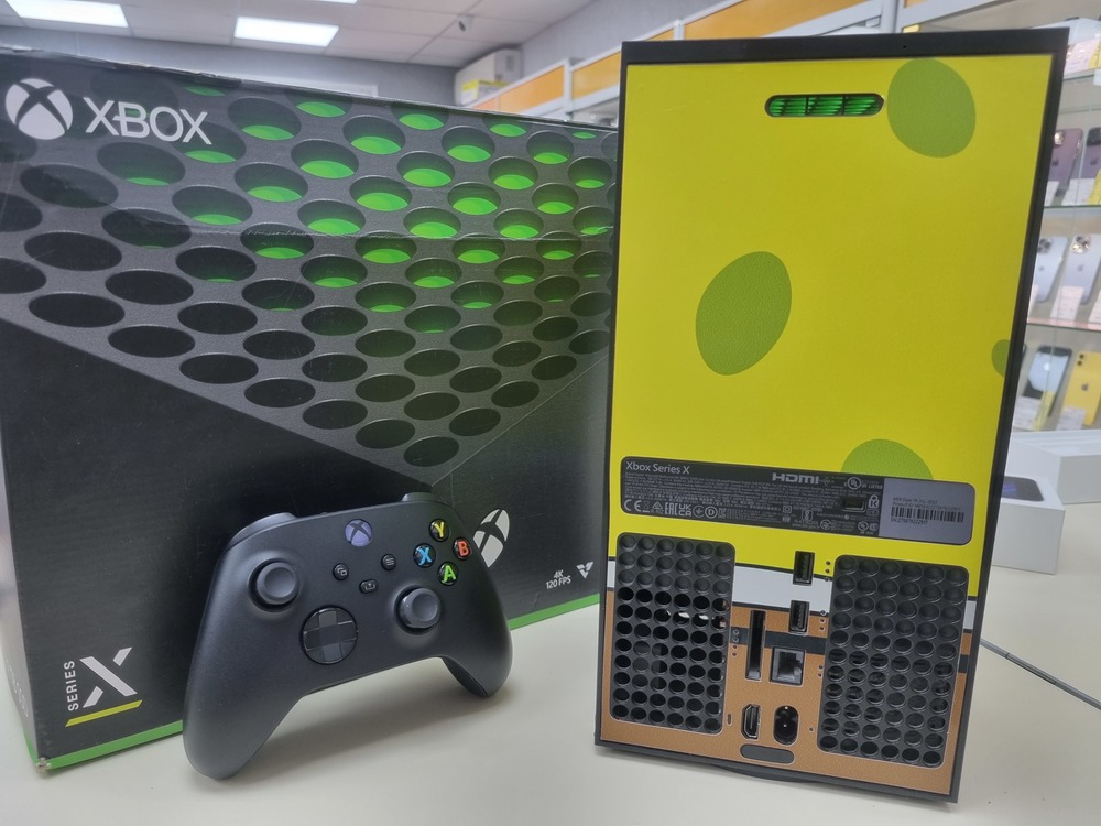 Игровая приставка Xbox Series X 1Tb