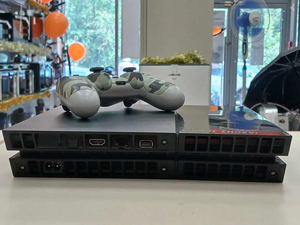 Игровая приставка PlayStation 4 FAT 500GB