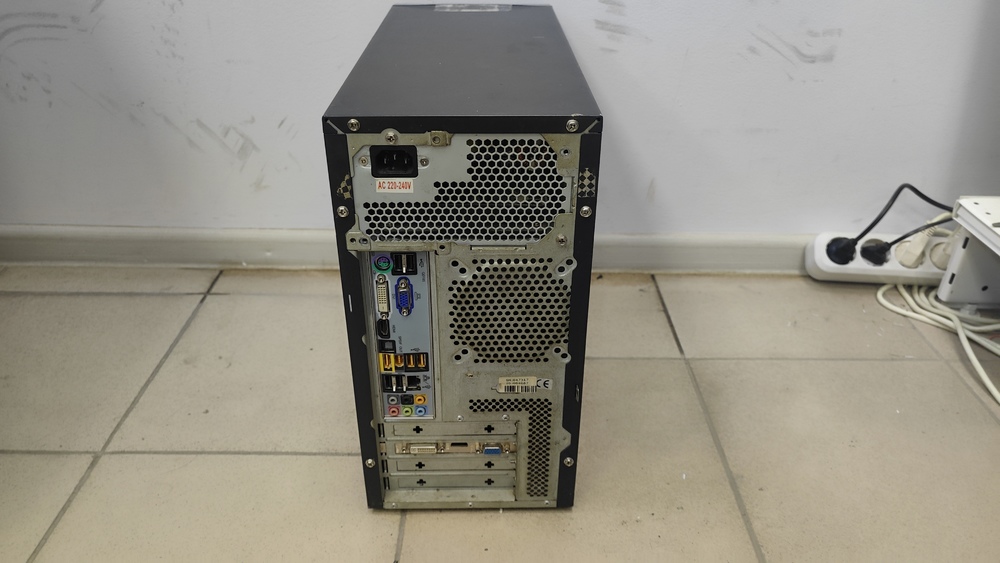 Системный блок Irbis; Athlon II X4 620, GeForce GT 440, 12 Гб, Нет, 320 Гб
