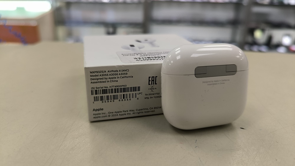 Наушники беспроводные Apple AirPods 4 с ANC