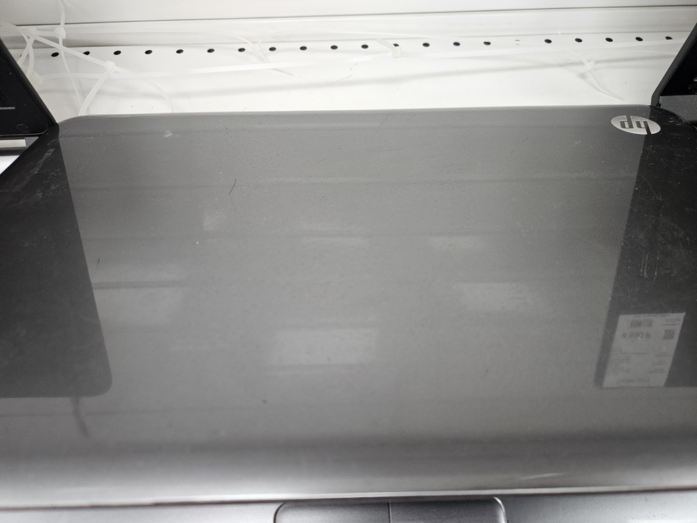 Ноутбук HP g6-1216er; A8-3500M, Radeon HD 6620G, 6 Гб, Нет, 320 Гб
