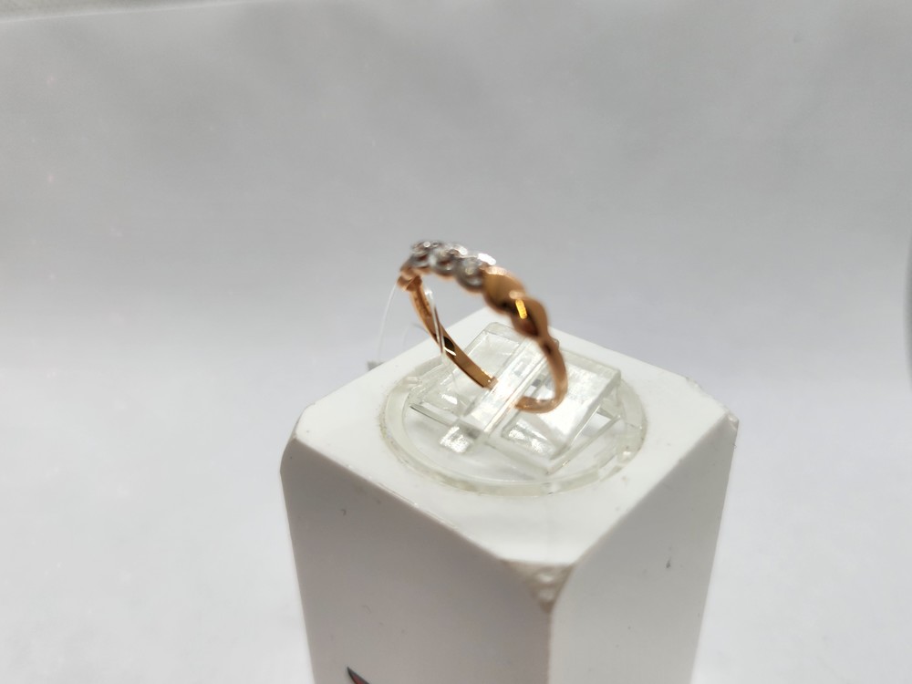 КОЛЬЦО С КАМНЯМИ (Au 585)