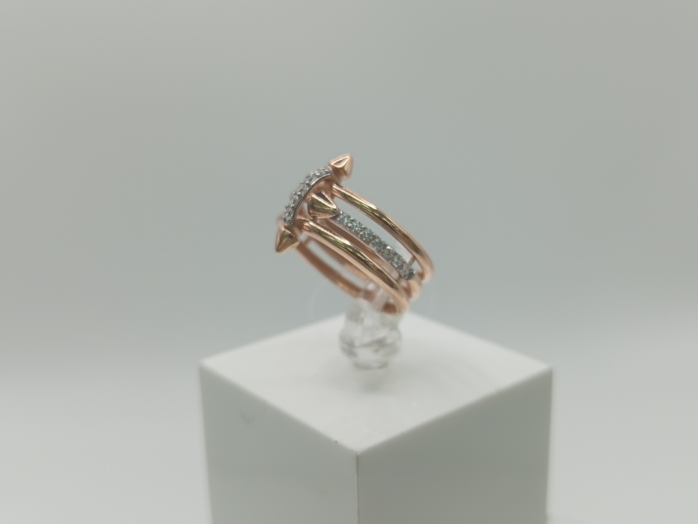 КОЛЬЦО С КАМНЯМИ (Au 585)