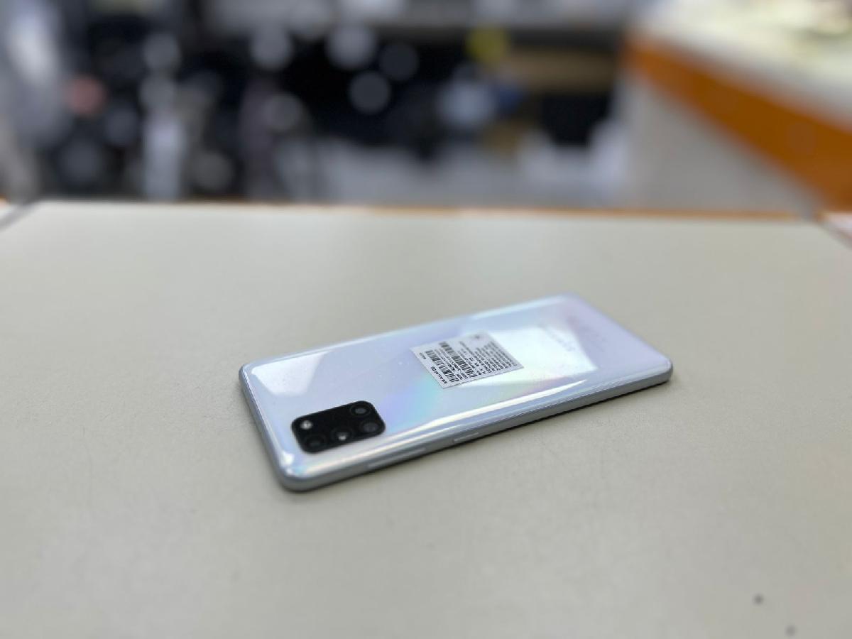 Смартфон Samsung Galaxy A70 6/128