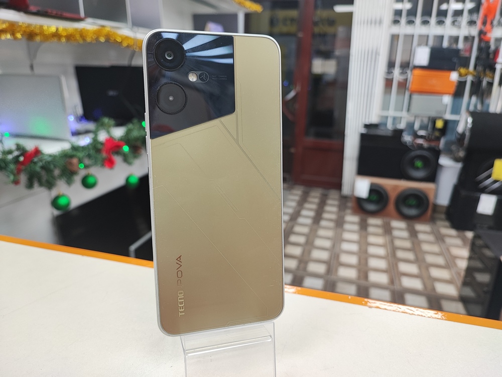 Смартфон Tecno Pova Neo 3 8/128