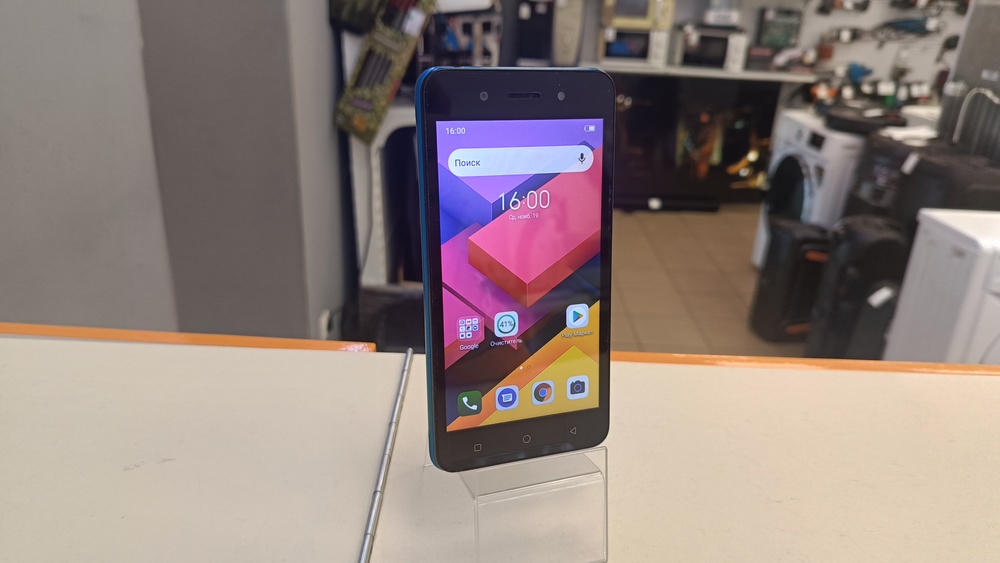 Смартфон Itel A17