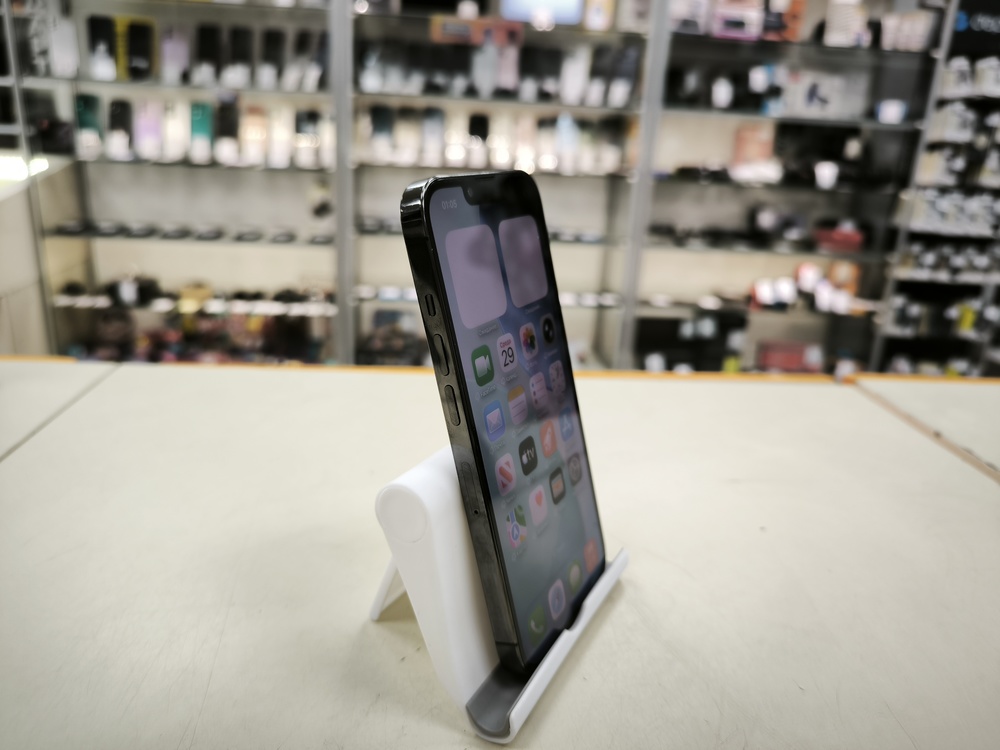 Смартфон Apple iPhone 13 Pro 128Gb