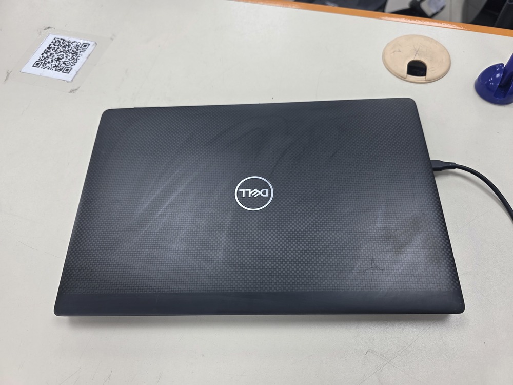 Ноутбук DELL; i5-1145G7, HD Graphics, 16 Гб, 256 Гб, Нет