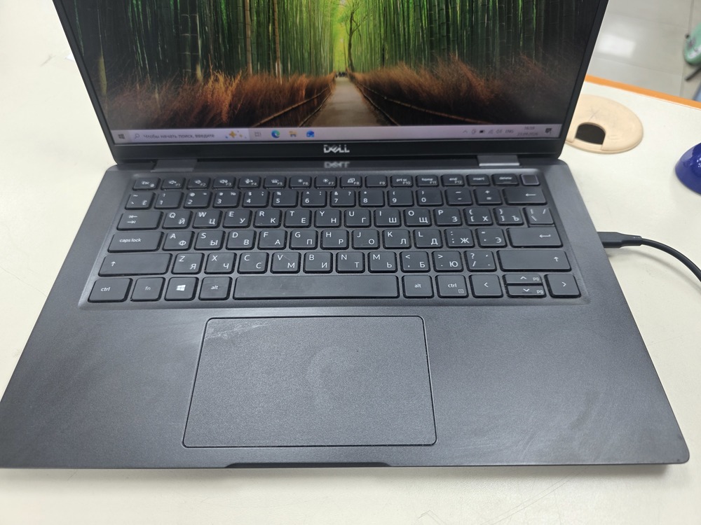 Ноутбук DELL; i5-1145G7, HD Graphics, 16 Гб, 256 Гб, Нет