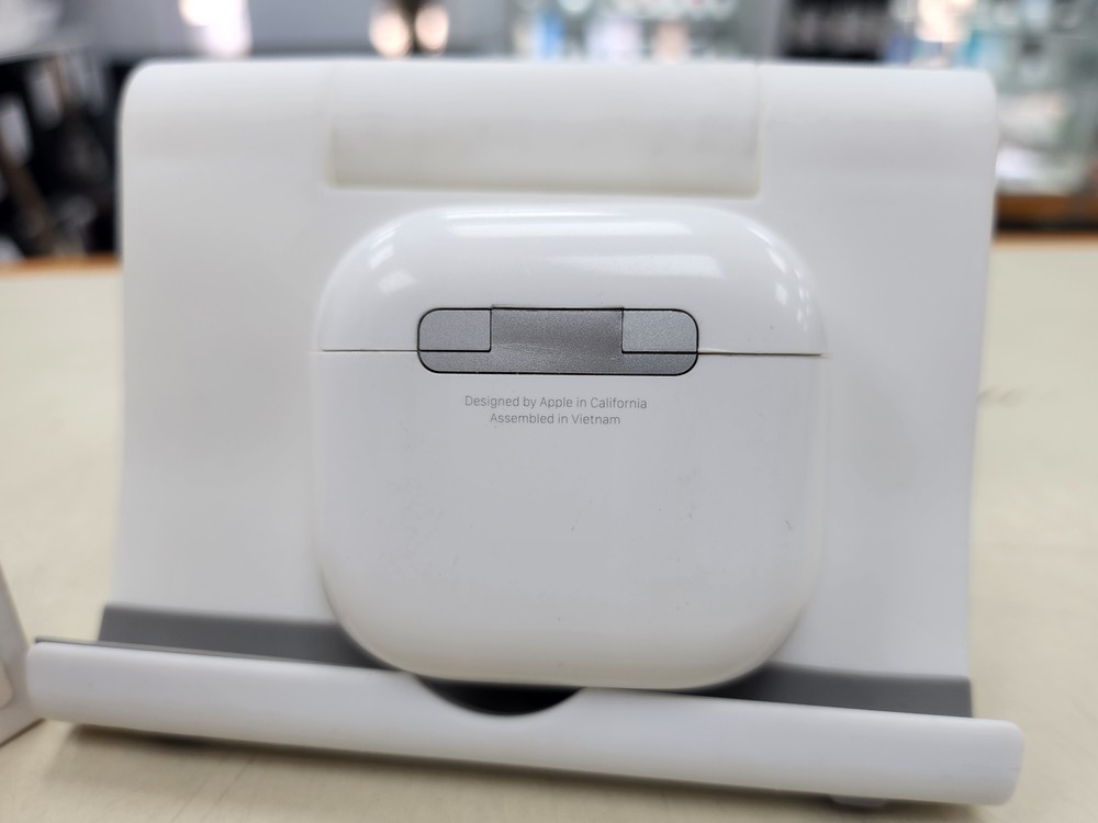 Наушники беспроводные Apple AirPods 4 Без ANC