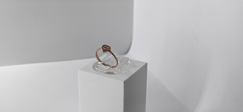 КОЛЬЦО С КАМНЯМИ (Au 585)