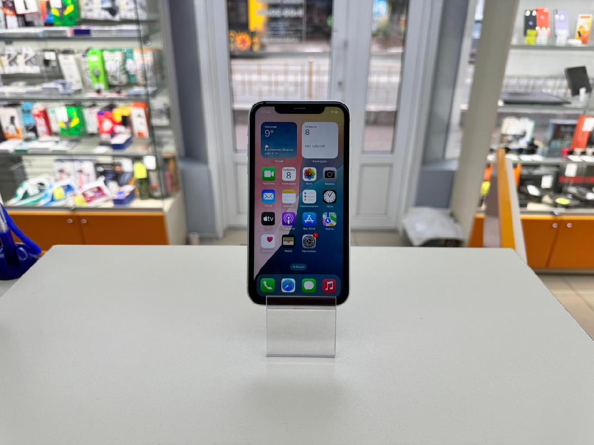 Смартфон Apple iPhone Xr 64Gb