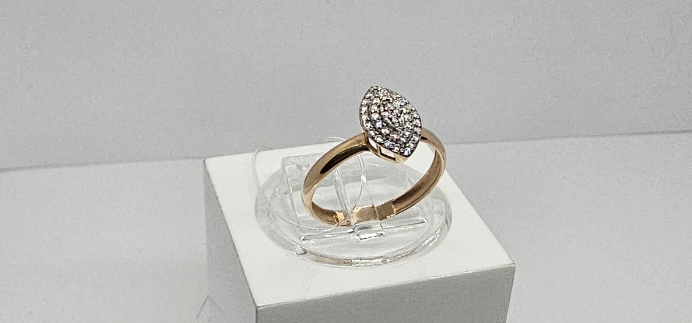 КОЛЬЦО С КАМНЯМИ (Au 585)