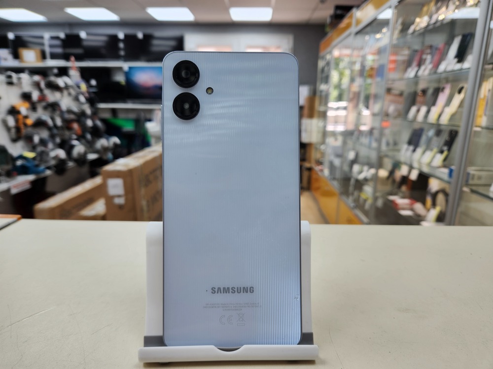 Смартфон Samsung Galaxy A06 6/128