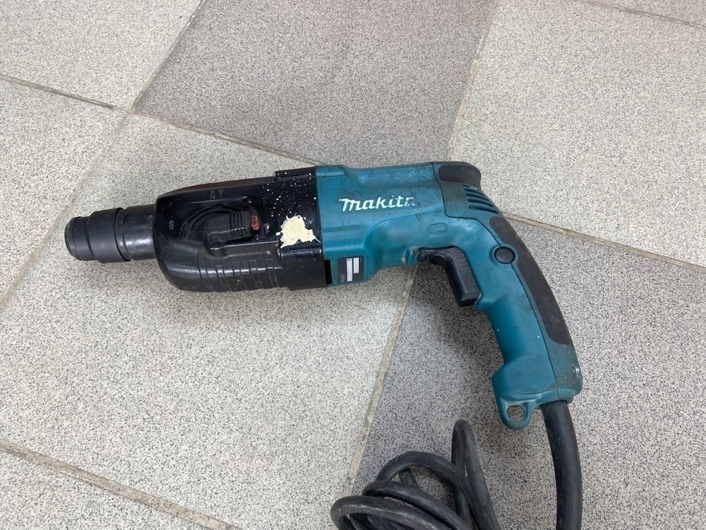 Перфоратор Makita HR-2450