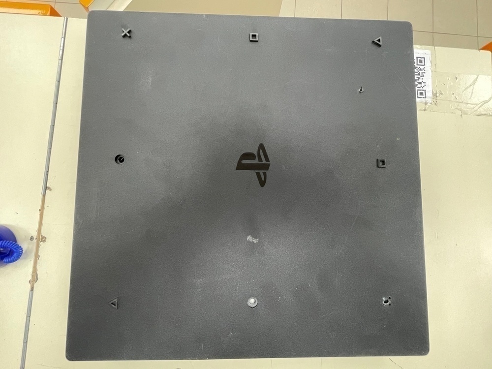 Игровая приставка PlayStation 4 Pro 1Tb