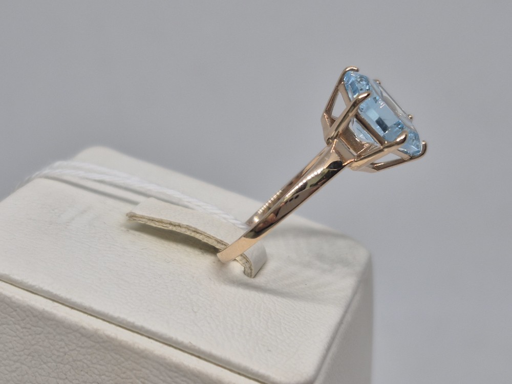 КОЛКМ585 КОЛЬЦО С КАМНЕМ (Au 585)