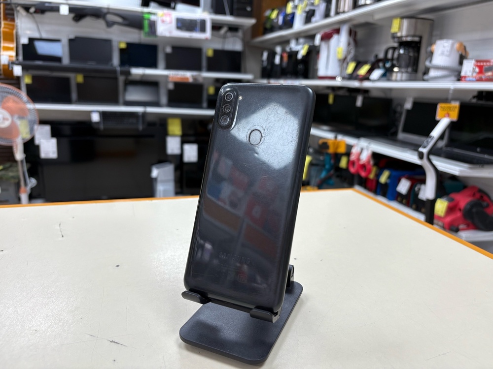 Смартфон Samsung Galaxy A11 2/32