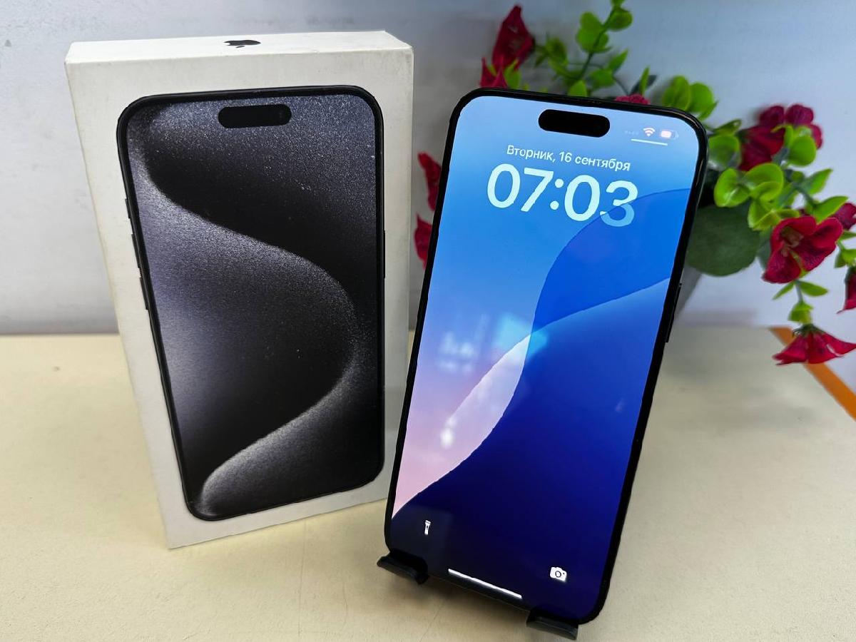 Смартфон Apple iPhone 15 Pro Max 256Gb