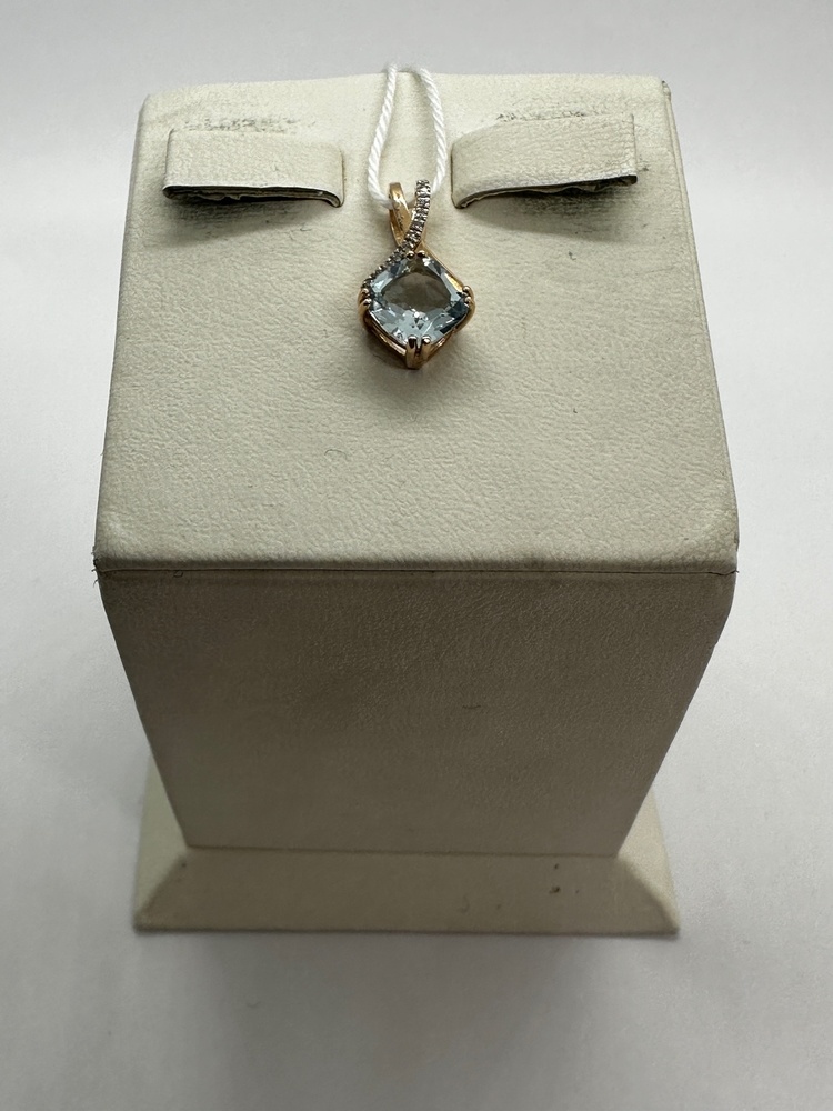 ПОДКМИ585 ПОДВЕСКА С КАМНЯМИ (Au 585)